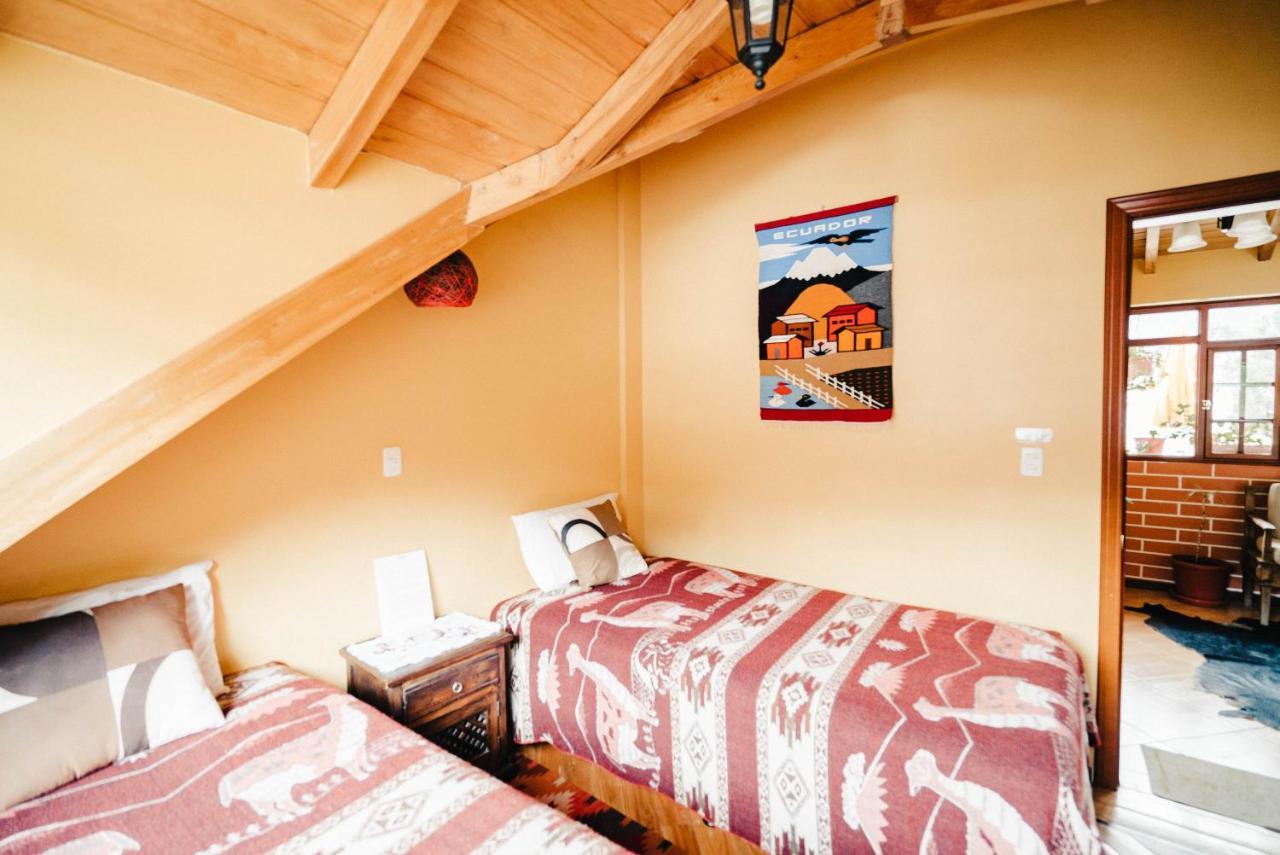 Bed and Breakfast Casa De Luis Отавало Экстерьер фото