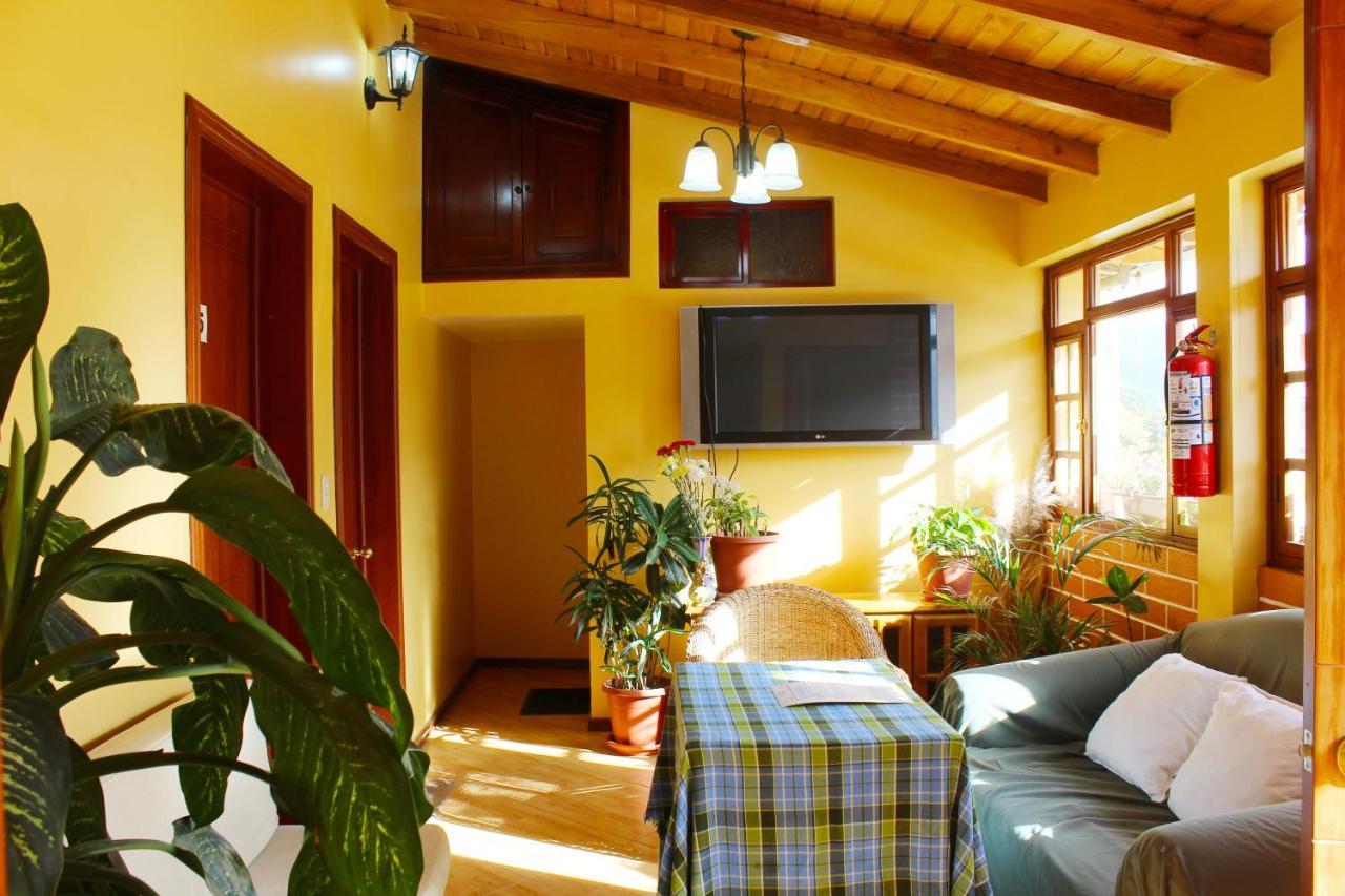 Bed and Breakfast Casa De Luis Отавало Экстерьер фото